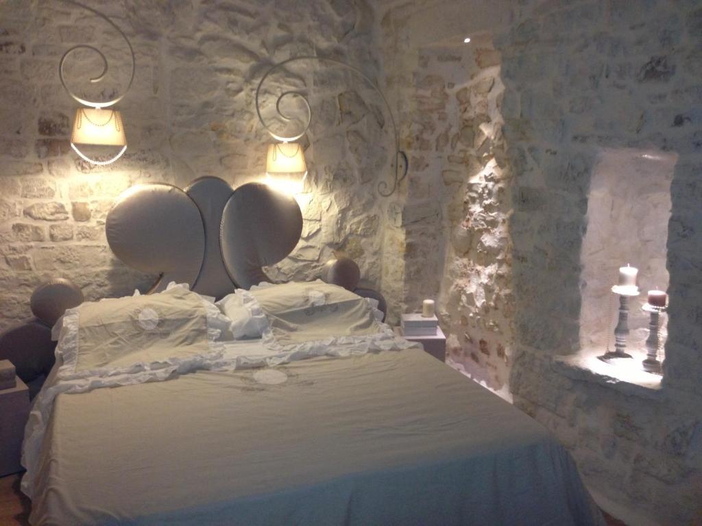 Albergo Diffuso Dimora Rossi B&B Turi Exterior photo